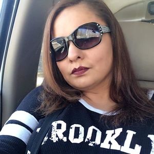 Meet your Posher, Elaina